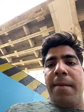 Snapshot of arush_2305 chatting on February 26, 2025, 8:39 am arush 2305 online show from February 26, 2025, 8:39 am