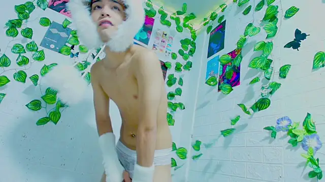 Snapshot of stevan1855 chatting on February 12, 2026, 2:06 pm stevan1855 online show from February 12, 2026, 2:06 pm