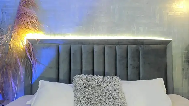 GaiaBaker online show from November 20, 2025, 2:29 pm