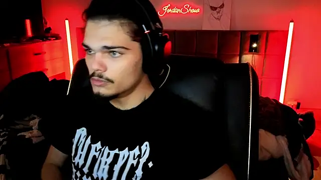 JordanShow online show from November 4, 2025, 8:23 pm