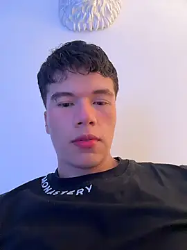Logan smith1 online show from July 16, 2026, 3:58 am