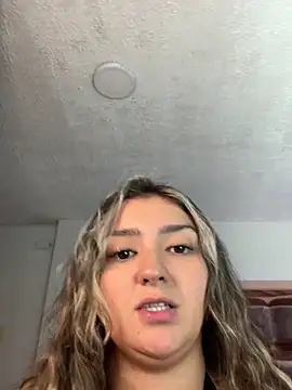 Melannyy  online show from February 26, 2026, 11:21 am