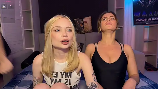 dollfromvenus online show from July 22, 2026, 10:23 pm