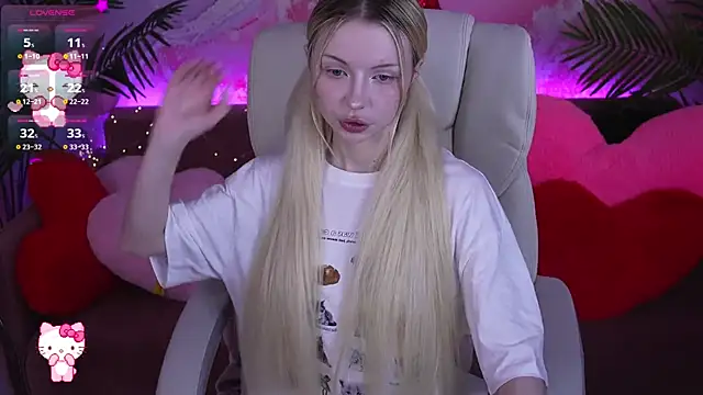 EviStar online show from February 15, 2026, 8:46 am