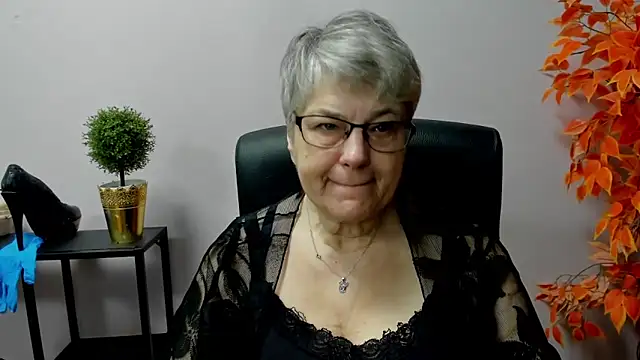 IrisDream online show from March 10, 2025, 7:22 am