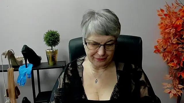 IrisDream online show from March 4, 2025, 10:46 am