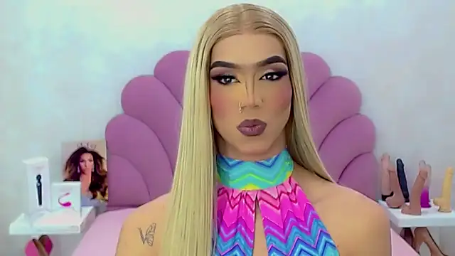 briana sex32 online show from February 15, 2026, 5:08 am