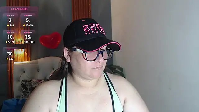 Snapshot of katty_femdom chatting on March 4, 2026, 8:55 am katty femdom online show from March 4, 2026, 8:55 am