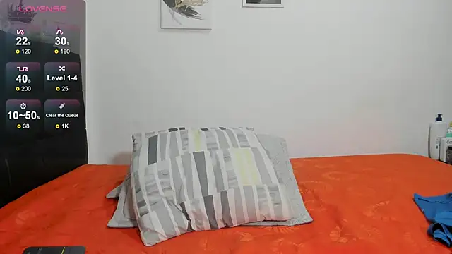 Snapshot of RoddyRich11 chatting on March 20, 2025, 1:15 pm RoddyRich11 online show from March 20, 2025, 1:15 pm