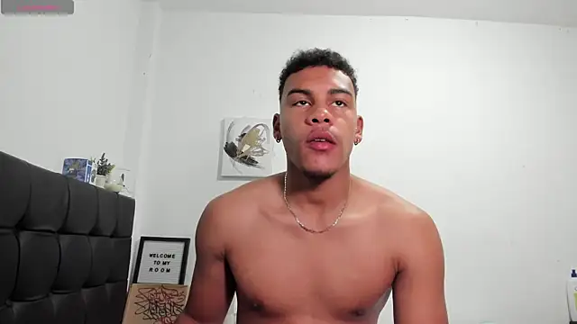 Snapshot of RoddyRich11 chatting on January 10, 2026, 11:49 am RoddyRich11 online show from January 10, 2026, 11:49 am