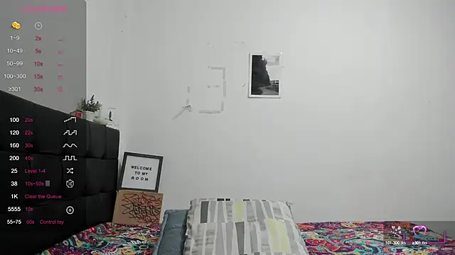 Snapshot of RoddyRich11 chatting on October 15, 2025, 11:29 am RoddyRich11 online show from October 15, 2025, 11:29 am