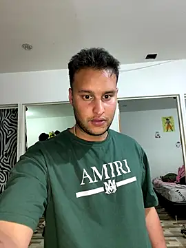 Cristian 099 online show from December 21, 2025, 8:42 pm