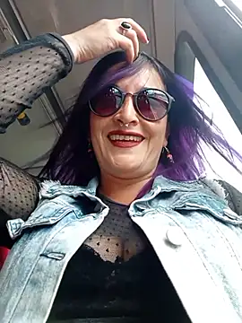 sophie banger online show from March 31, 2026, 6:43 pm