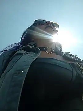 sophie banger online show from February 27, 2026, 7:24 pm