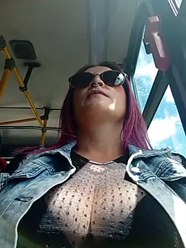 sophie banger online show from June 1, 2026, 5:34 pm