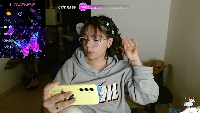 Snapshot of TRIXIE_TANG28 chatting on March 3, 2026, 1:34 am TRIXIE TANG28 online show from March 3, 2026, 1:34 am