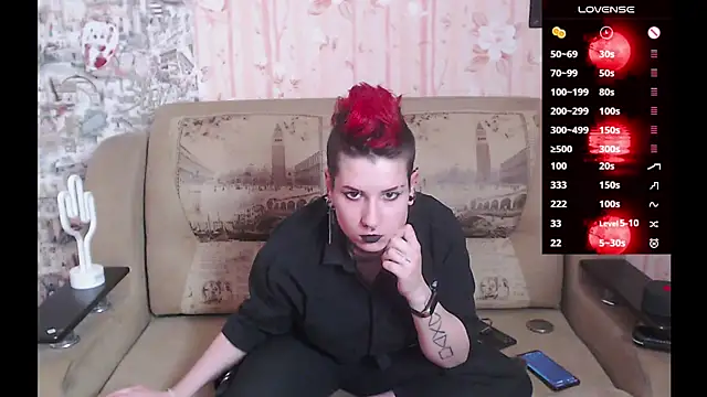 Miya Wey  online show from October 31, 2025, 3:41 pm