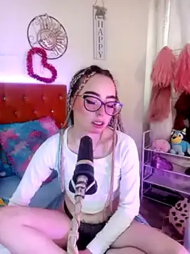 Snapshot of Yennastone chatting on January 4, 2025, 9:09 pm Yennastone online show from January 4, 2025, 9:09 pm