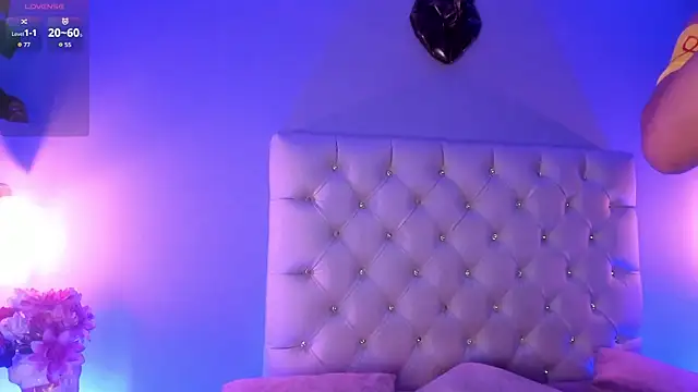 ZoeHarris online show from October 2, 2025, 12:19 pm