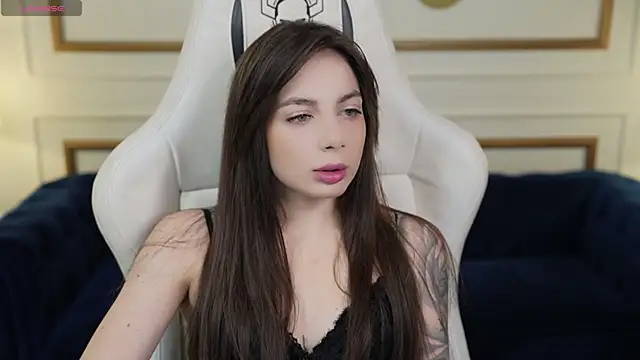 Snapshot of Alisa054 chatting on February 23, 2025, 4:24 pm Alisa054 online show from February 23, 2025, 4:24 pm