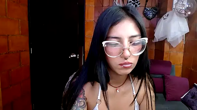 Raven  purple online show from September 27, 2025, 5:52 pm