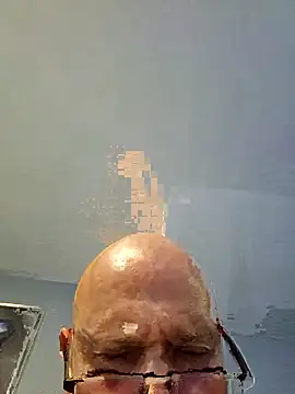 dickinyouto online show from November 11, 2025, 9:31 pm