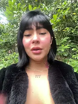 VictoriaEva online show from December 19, 2024, 12:45 pm