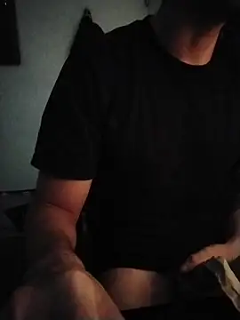 Snapshot of Marlonforyou chatting on November 8, 2025, 3:26 pm Marlonforyou online show from November 8, 2025, 3:26 pm