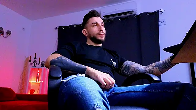 MightyAaron66 online show from January 18, 2026, 5:33 am