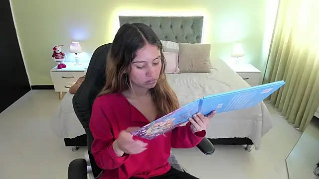 Tamy edwards online show from December 14, 2025, 2:00 pm