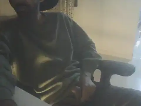 dominanthubby online show from December 4, 2024, 12:02 am