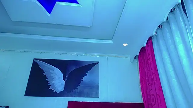 NahomiCamper online show from November 9, 2025, 10:36 pm