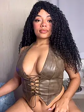 Snapshot of Alyssa_Houston chatting on September 21, 2025, 3:44 am Alyssa Houston online show from September 21, 2025, 3:44 am
