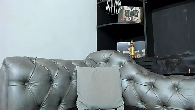 Snapshot of HeellBoy_ chatting on November 1, 2025, 7:41 pm HeellBoy online show from November 1, 2025, 7:41 pm