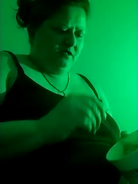 staceysmomfow online show from January 23, 2025, 3:16 am