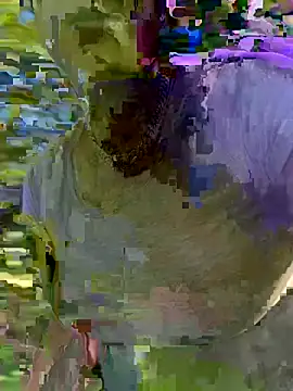 CrownedNyaries online show from June 5, 2026, 10:37 pm