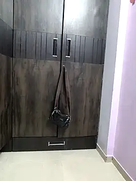 samitasharma online show from November 2, 2025, 5:18 pm