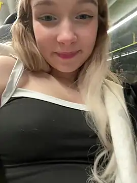 Baby Tiny online show from February 1, 2025, 7:55 pm