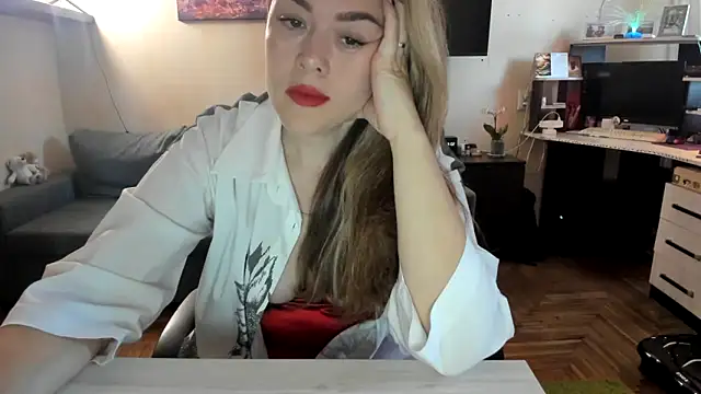 Snapshot of SofiaBells chatting on September 10, 2025, 10:03 am SofiaBells online show from September 10, 2025, 10:03 am