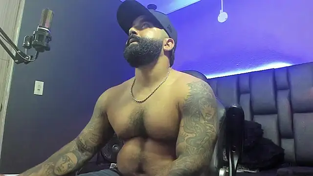 Snapshot of Lyon_vach chatting on March 2, 2026, 4:13 am Lyon vach online show from March 2, 2026, 4:13 am