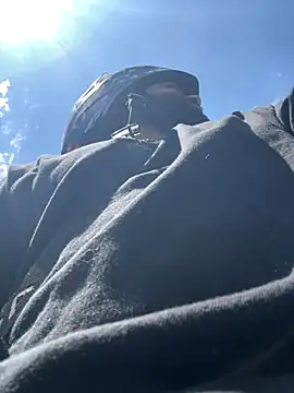 Lyon vach online show from October 25, 2025, 4:18 pm