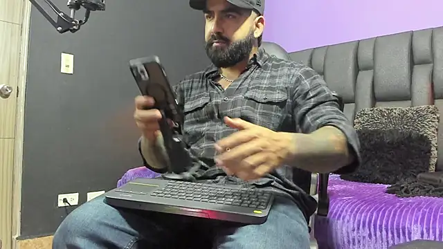 Lyon vach online show from April 16, 2026, 2:01 am