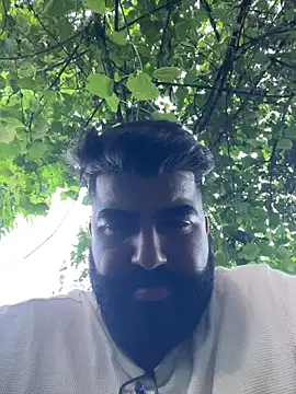 Snapshot of Lyon_vach chatting on January 17, 2026, 9:40 pm Lyon vach online show from January 17, 2026, 9:40 pm