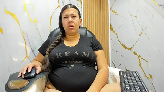 Catherine tabarezx online show from March 10, 2026, 12:09 pm