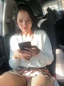 Snapshot of Roxana-Sexy chatting on October 10, 2025, 4:02 am Roxana-Sexy online show from October 10, 2025, 4:02 am