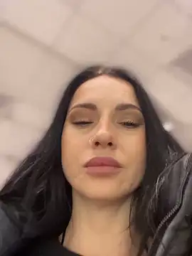 Snapshot of Roxana-Sexy chatting on February 26, 2026, 5:29 am Roxana-Sexy online show from February 26, 2026, 5:29 am