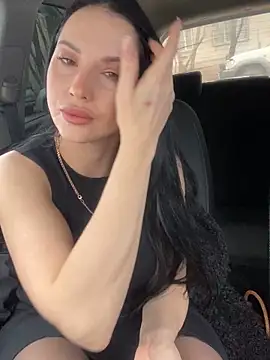 Snapshot of Roxana-Sexy chatting on January 8, 2026, 4:51 am Roxana-Sexy online show from January 8, 2026, 4:51 am