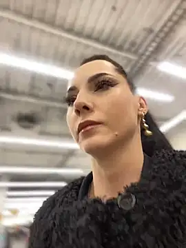 Snapshot of Roxana-Sexy chatting on February 2, 2025, 6:14 am Roxana-Sexy online show from February 2, 2025, 6:14 am