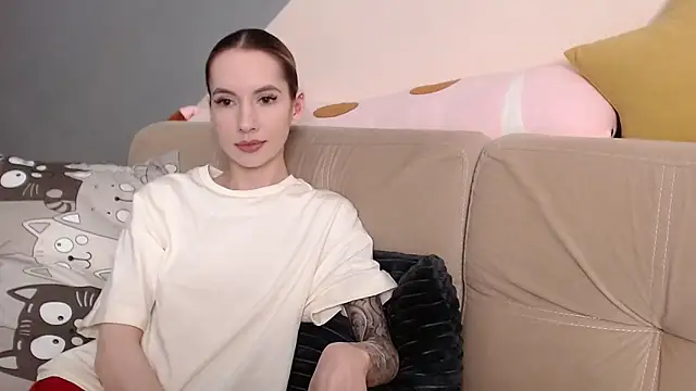 Snapshot of AmbrielHailey chatting on February 1, 2026, 9:13 pm AmbrielHailey online show from February 1, 2026, 9:13 pm