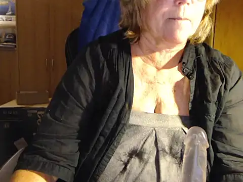  sunshine   online show from December 1, 2025, 5:25 pm